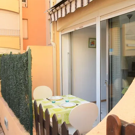 Studio/cabine 4 Pers, Piscine, Proche Mer, - Fr-1-225-33 *